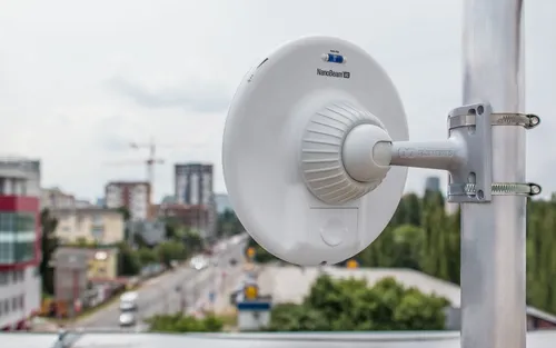 RF Elements NanoBracket | Suporte de montagem | dedicado a Ubiquiti NBE-M5-19 2