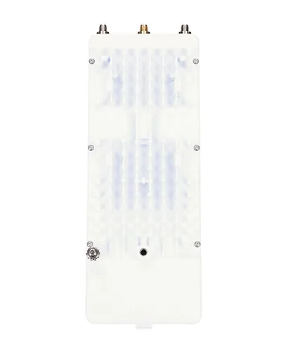 Ubiquiti AF-3X | Radioenlace | AirFiber, 3GHz, GPS, 1x RJ45 1000Mb/s, 29dBi Ilość portów LAN1x [10/100/1000M (RJ45)]
