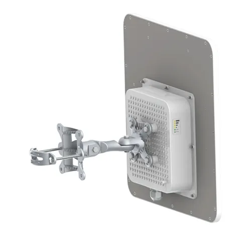 LigoWave APC Mach 5 | CPE | 5GHz 2x2 MIMO, 1x RJ45 100Mb/s, 23dBi 0