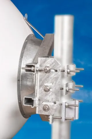 Jirous JRMB-1200 10/11 | Parabolic antenna | 10.1 – 11.7GHz, 40dBi, dedicated for Mimosa B11 Zysk energetyczny>31 dBi