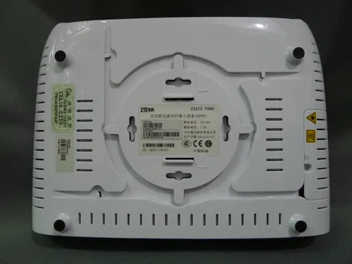 ZXA10 F660 | ONT | WiFi, 1x GPON, 4x RJ45 1000Mb/s, 2x POTS, 2x USB Porty VoIP2x POTS