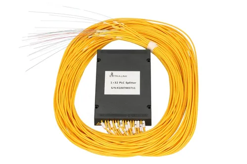 Extralink 1:32 PLC | Verteiler | 2,0mm, 1,5m, G657A, ABS-Modul, keine Anschlüsse Długość1.5m