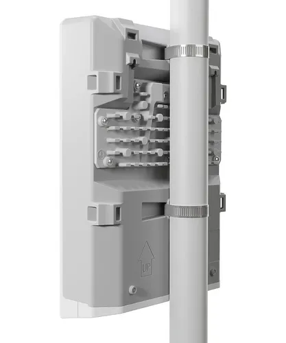MikroTik CRS318-16P-2S+OUT | Switch | NetPower 16P, 16x RJ45 1000Mb/s PoE, 2x SFP+ Ilość portów PoE16x [802.3af/at (1G)]
