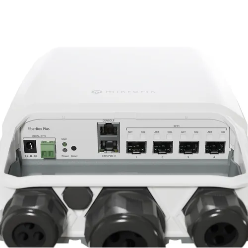 MikroTik CRS305-1G-4S+OUT | Switch | 1x RJ45 1000Mb/s, 4x SFP+, IP66 3