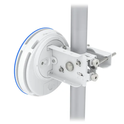 Ubiquiti UBB-XG-EU | Bridge | UniFi, 60GHz, 5GHz backup, SFP+, RJ45 1Gbps PoE++ Maksymalna szybkość przesyłania danych6000