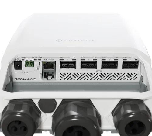 MikroTik CRS504-4XQ-OUT | Switch | Cloud Router Switch, 4x 100G QSFP28, 1x RJ45 100Mb/s, IP66 Ilość portów Fast Ethernet (PoE)1