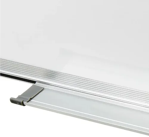 Weiße, trocken abwischbare Magnettafel 60 x 90 cm + Zubehör 4