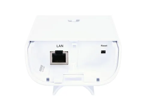 Ubiquiti LocoM2 | CPE | 2,4GHz, 1x RJ45 100Mb/s, 8dBi Maksymalna prędkość transmisji bezprzewodowej150 Mb/s