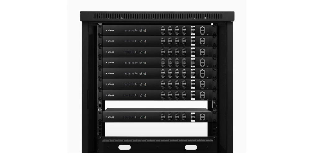 uf-olt montaż w szafie rack