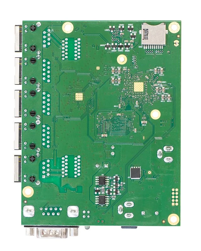 1GB, 5XGE, 1XMICROSD, 1XRS232, L5