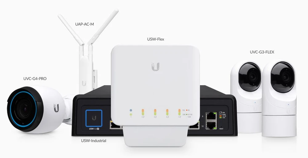 ubiquiti networks Indoor/Outdoor 5-Port PoE Gigabit Switch