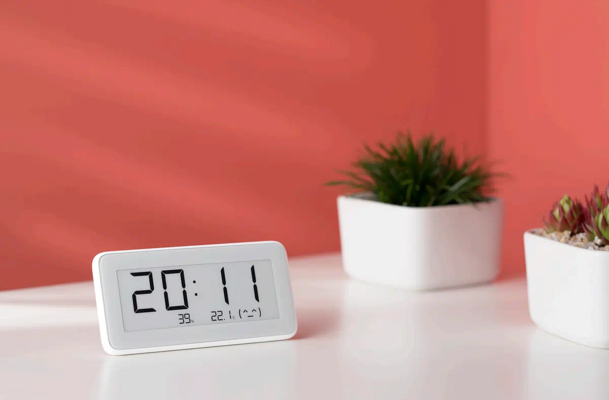 Xiaomi Temperature and Humidity Monitor Clock - Xiaomi Global