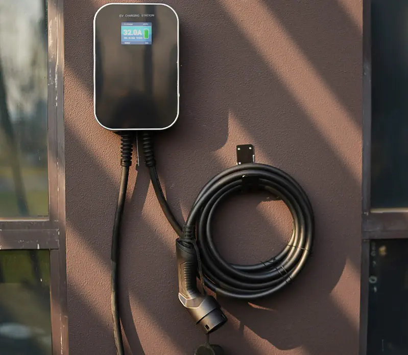 22kW Untethered EV Charging Unit with Load Management and RFID, Type 2, 1  Outlet, IP65, Black