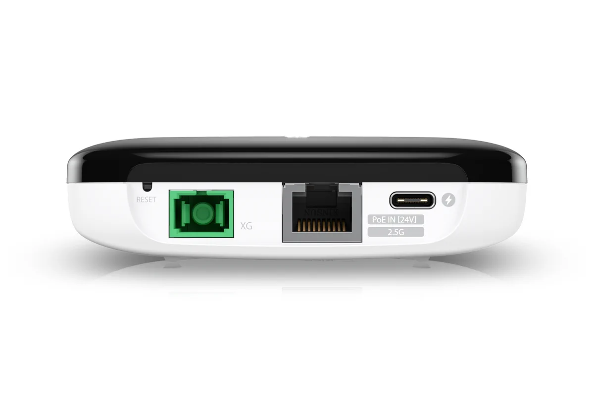 UBIQUITI UISP-FIBER-XG 10GBPS XG-PON OPTICAL NETWORK TERMINAL WITH A 2.5GBE RJ45 LAN batna24